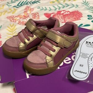 Pediped sneakers for girls